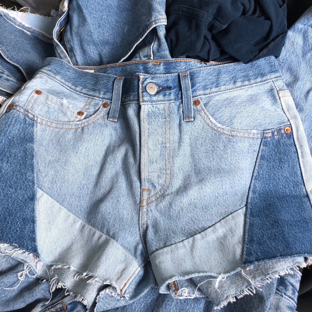 Retro tri-colored Levi’s